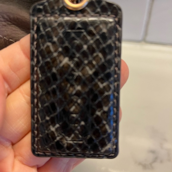 Suede!!!! Coach Gray embossed Coach hobo with lizard strap and chain - Picture 8 of 9